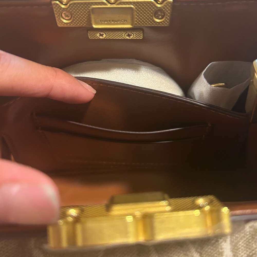Tory Burch MINI ELEANOR SATCHEL in Crème - Picture 12 of 14